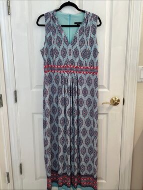 NWOT R&K Aqua and Red Sleeveless Patterned Maxi Dress